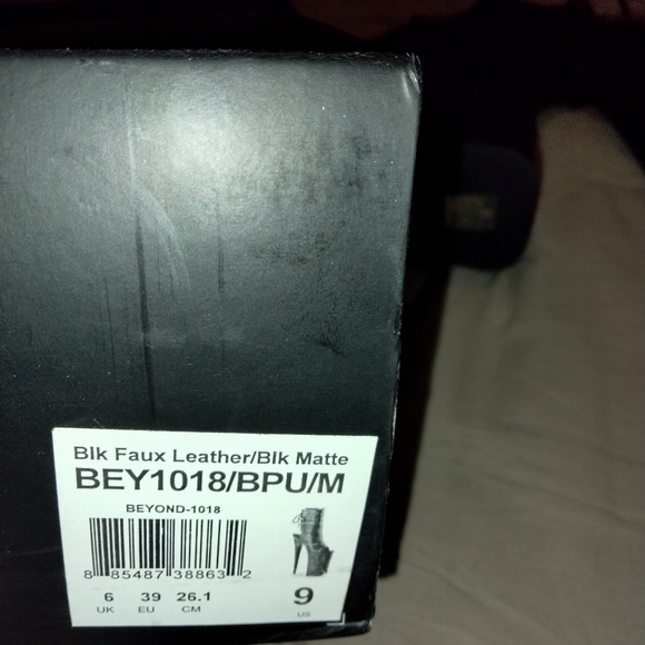 Pleaser 10" fetish stripper boots. SOLD OUT - Picture 2 of 4